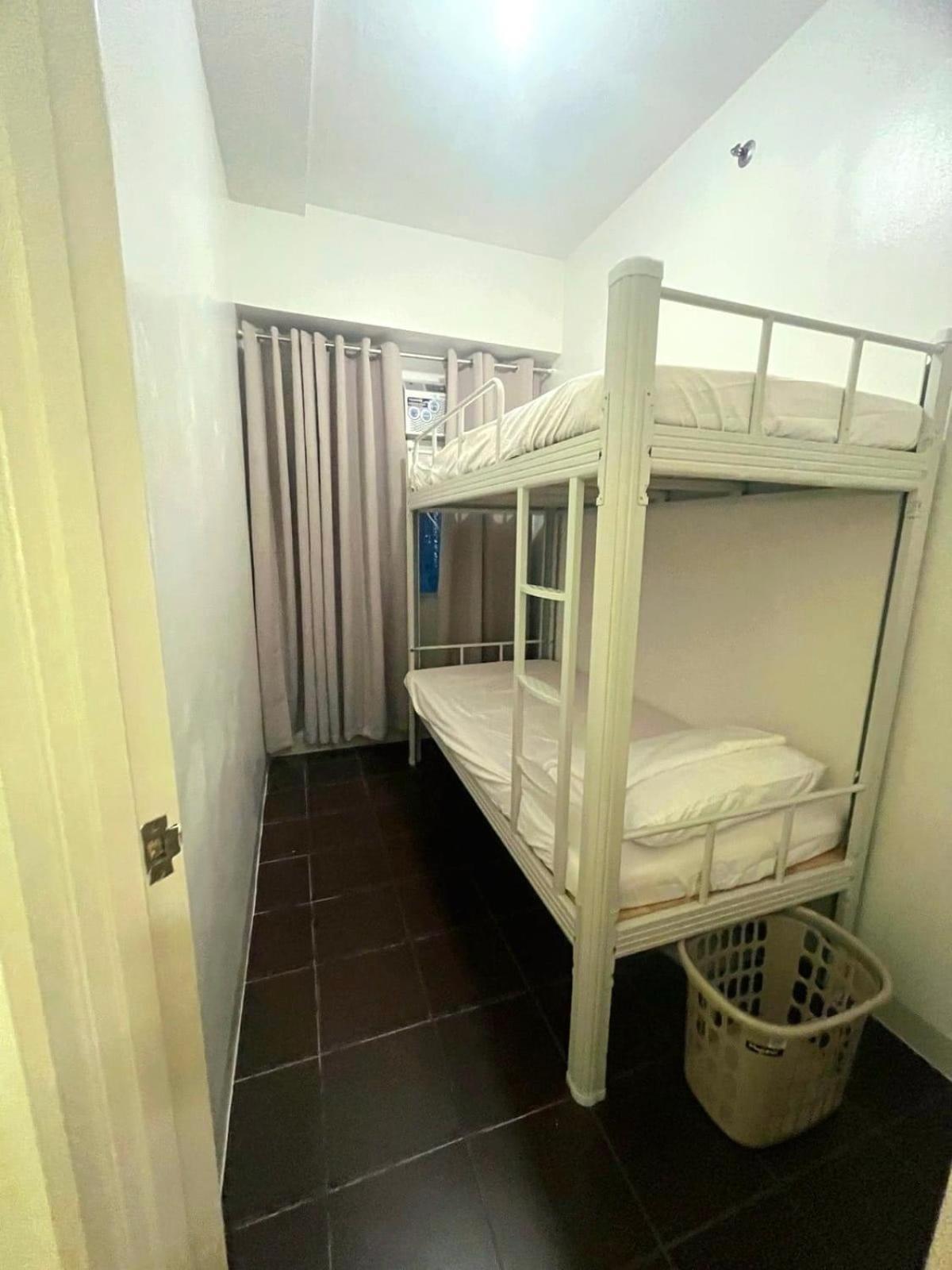 Pioneer Woodlands Bed & Breakfast Mandaluyong Exterior photo