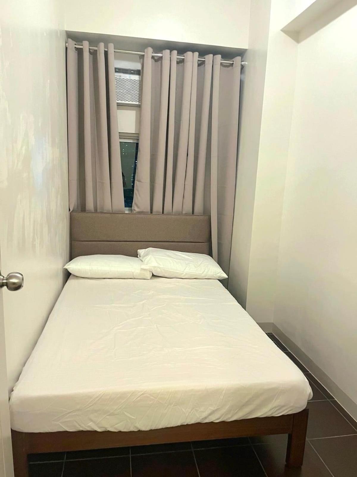 Pioneer Woodlands Bed & Breakfast Mandaluyong Exterior photo